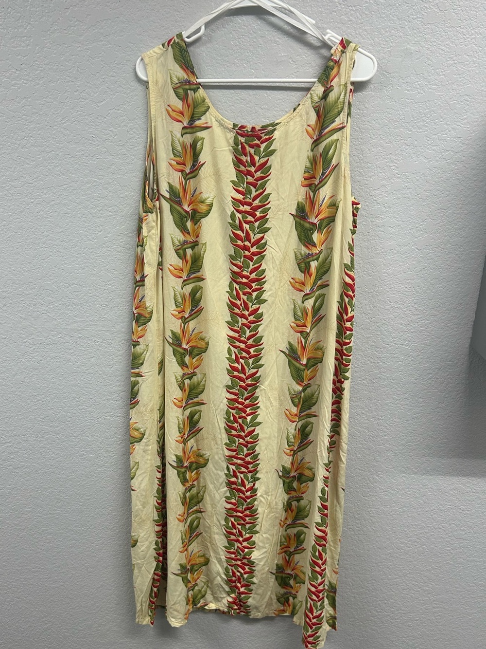 Hilo Hattie Tropical Hawaiian Sleeveless Maxi Dress. Size 2X